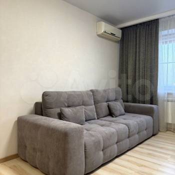 Сдается 1-комнатная квартира, 41 м²