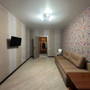 Сдается 1-комнатная квартира, 40 м²