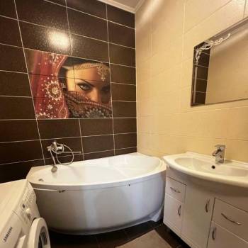 Сдается Многокомнатная квартира, 84 м²