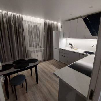 Сдается 1-комнатная квартира, 38 м²