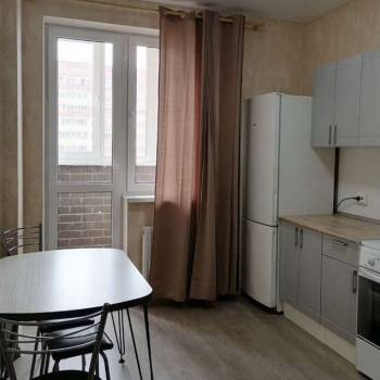 Сдается 1-комнатная квартира, 35 м²