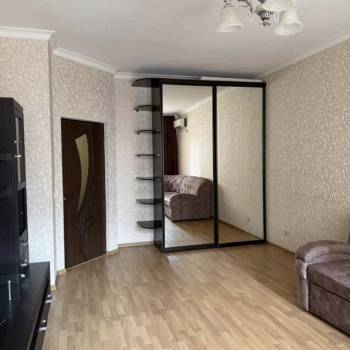 Сдается 1-комнатная квартира, 48 м²