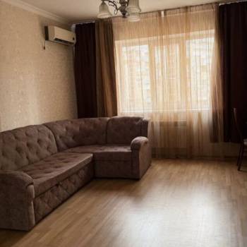 Сдается 1-комнатная квартира, 48 м²