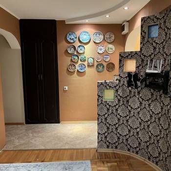 Сдается Многокомнатная квартира, 58 м²