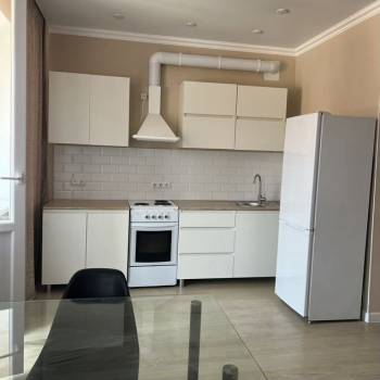 Сдается 2-х комнатная квартира, 60 м²