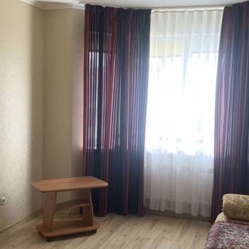 Сдается 1-комнатная квартира, 41 м²