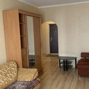 Сдается 1-комнатная квартира, 41 м²