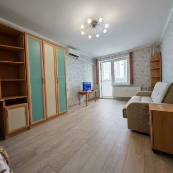 Сдается 1-комнатная квартира, 36,7 м²