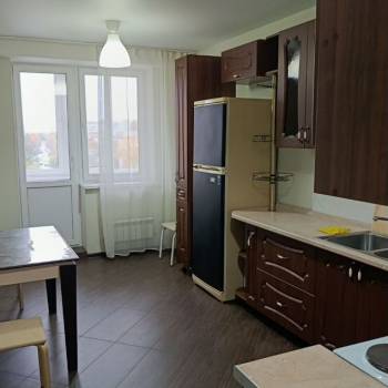 Сдается 1-комнатная квартира, 44 м²