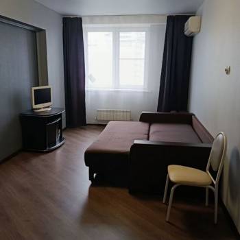 Сдается 1-комнатная квартира, 44 м²