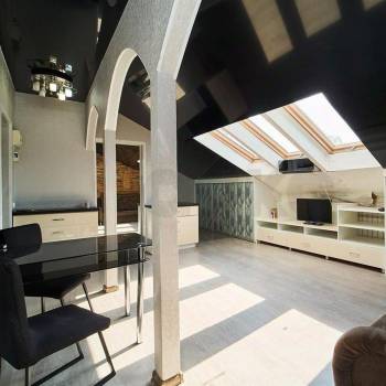 Продается 1-комнатная квартира, 30,3 м²