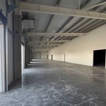 Сдается Нежилое помещение, 1400 м²