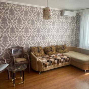 Сдается 1-комнатная квартира, 40 м²