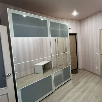 Сдается 1-комнатная квартира, 52 м²