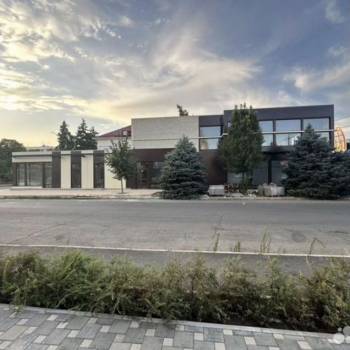 Продается Нежилое помещение, 473 м²