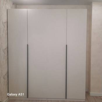 Продается 1-комнатная квартира, 40 м²