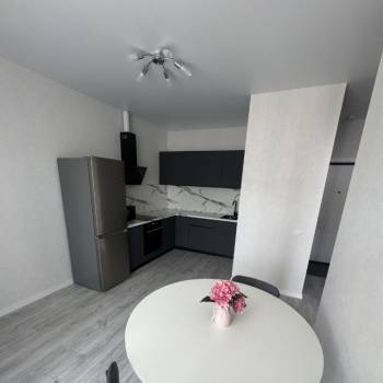 Сдается 1-комнатная квартира, 41 м²