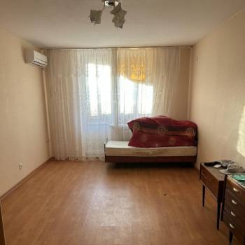 Сдается 1-комнатная квартира, 43 м²