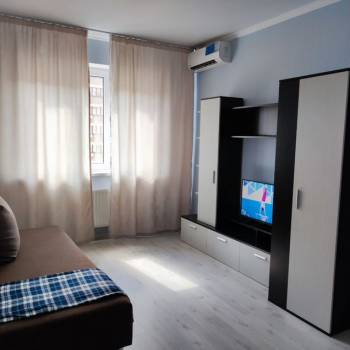 Сдается 1-комнатная квартира, 38 м²