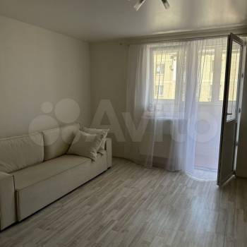 Сдается 1-комнатная квартира, 30 м²