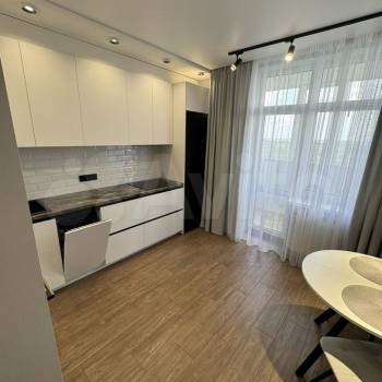 Сдается 1-комнатная квартира, 43,7 м²
