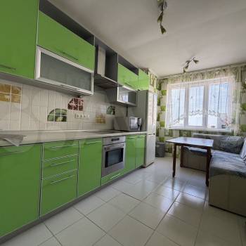 Сдается 1-комнатная квартира, 38 м²