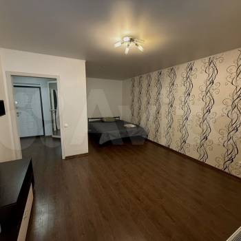 Сдается 1-комнатная квартира, 39 м²