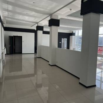 Сдается Нежилое помещение, 280 м²