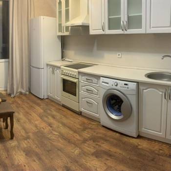 Сдается 1-комнатная квартира, 40 м²