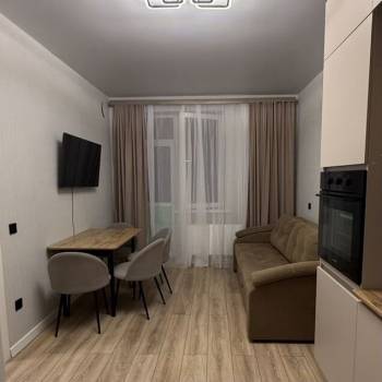 Сдается 1-комнатная квартира, 37 м²