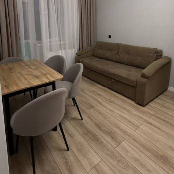 Сдается 1-комнатная квартира, 37 м²