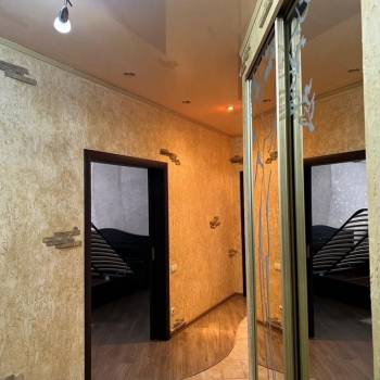 Сдается 2-х комнатная квартира, 80 м²