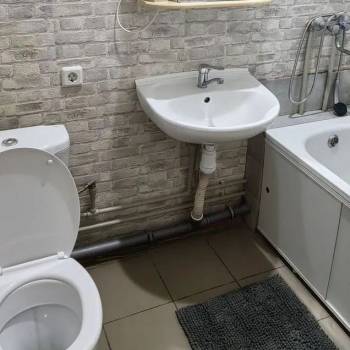 Сдается 1-комнатная квартира, 40 м²