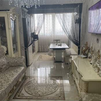 Продается 1-комнатная квартира, 38 м²