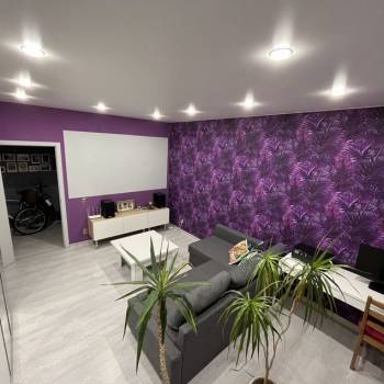 Продается 1-комнатная квартира, 61 м²