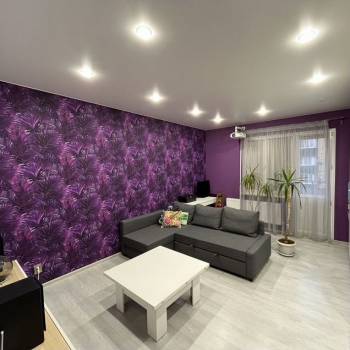 Продается 1-комнатная квартира, 61 м²