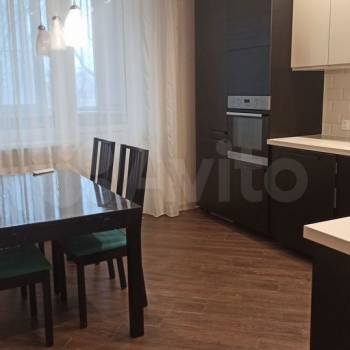 Продается 3-х комнатная квартира, 83 м²