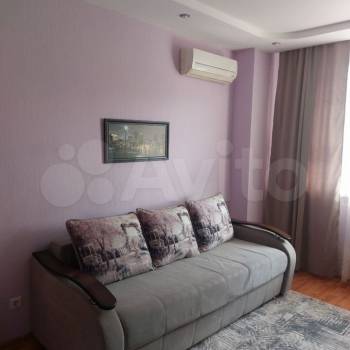 Сдается 1-комнатная квартира, 38 м²