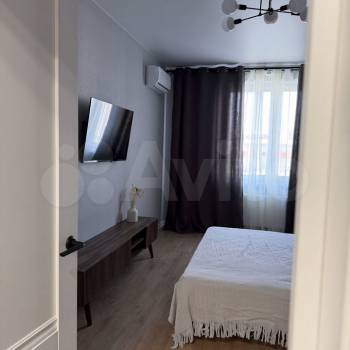 Сдается 1-комнатная квартира, 38 м²