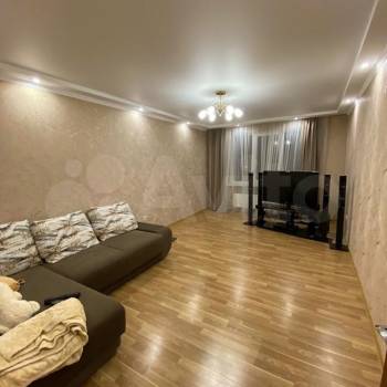 Сдается Многокомнатная квартира, 90,8 м²