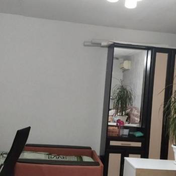 Продается 1-комнатная квартира, 30 м²