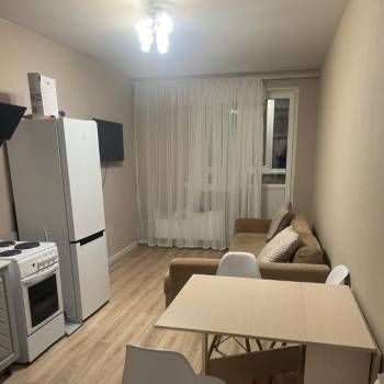 Сдается Многокомнатная квартира, 65 м²