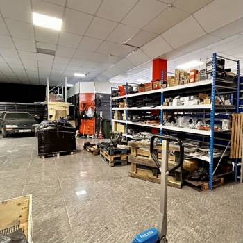 Сдается Нежилое помещение, 359,3 м²