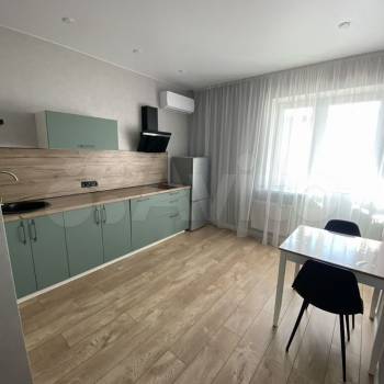 Сдается 1-комнатная квартира, 39 м²