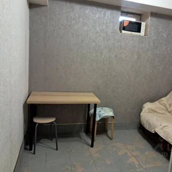 Продается 1-комнатная квартира, 14,6 м²