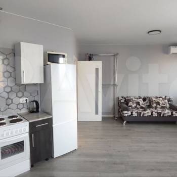 Продается 1-комнатная квартира, 28,4 м²