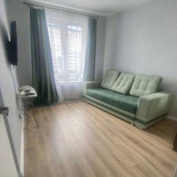 Продается 1-комнатная квартира, 37,3 м²