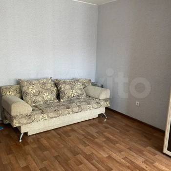Продается 1-комнатная квартира, 37,4 м²