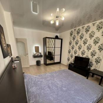 Сдается 1-комнатная квартира, 48 м²