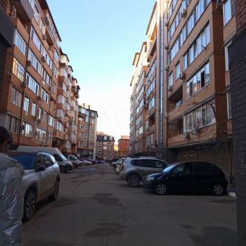 Сдается 1-комнатная квартира, 39 м²